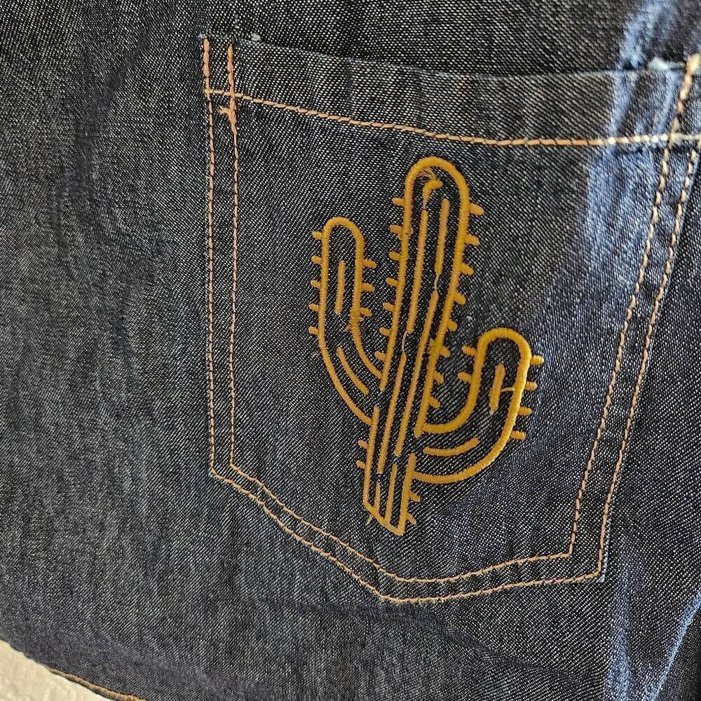Standard Issue Cactus Vest - Picture 4 of 7